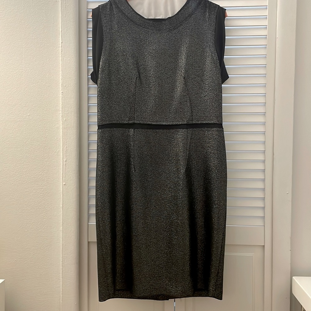 ItMichaa Shimmering fabric dress size 2-4